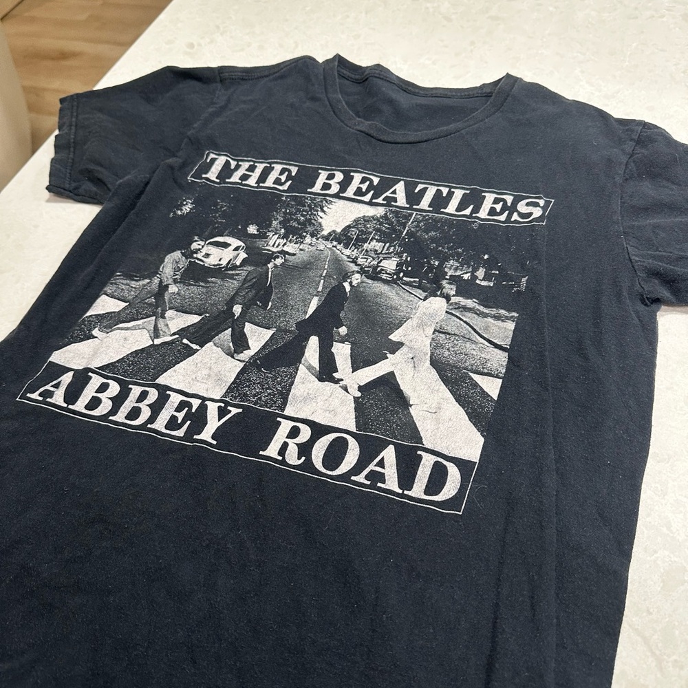 The Beatles T-shirt Abbey Road Vintage Short Sleeve Black